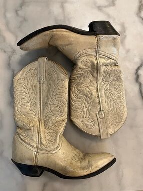 ACME Cream Western Embroidered Leather Heeled Cowboy Boots